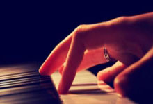 黑白体育：逆转！祖巴茨18+20+5，伦纳德21+8+2，哈登创纪录，西部格局改变.